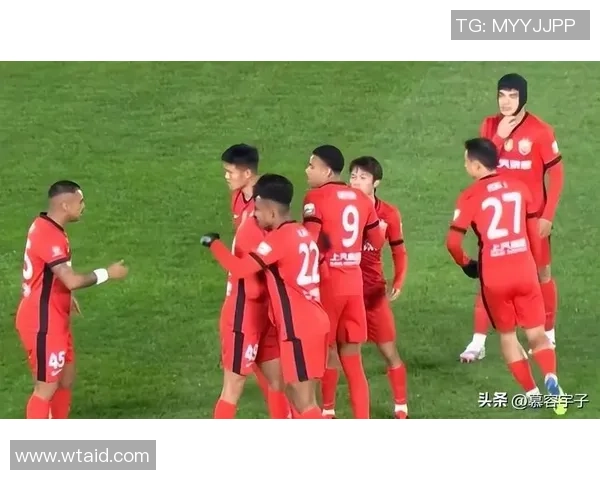 上海海港VS大连英博：归化国脚坐镇，4外援领衔进攻，刘若钒冲击